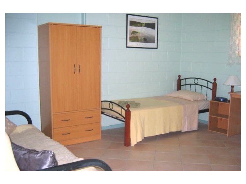 17 The Grove, Nelly Bay QLD 4819