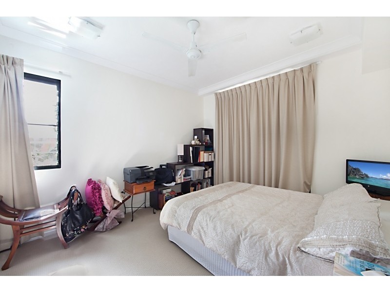 61/6-24 Henry Street, West End QLD 4810