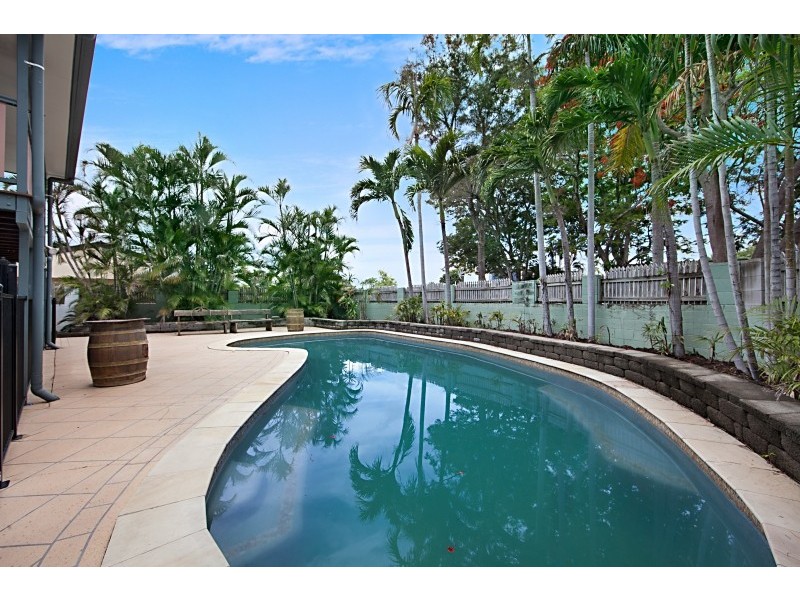 2 Bokirana Crescent, Kirwan QLD 4817