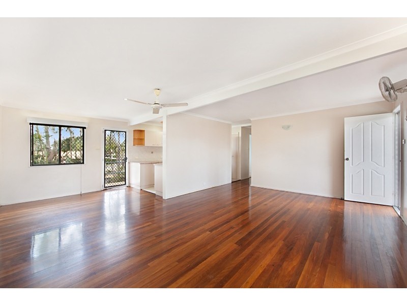 2 Bokirana Crescent, Kirwan QLD 4817