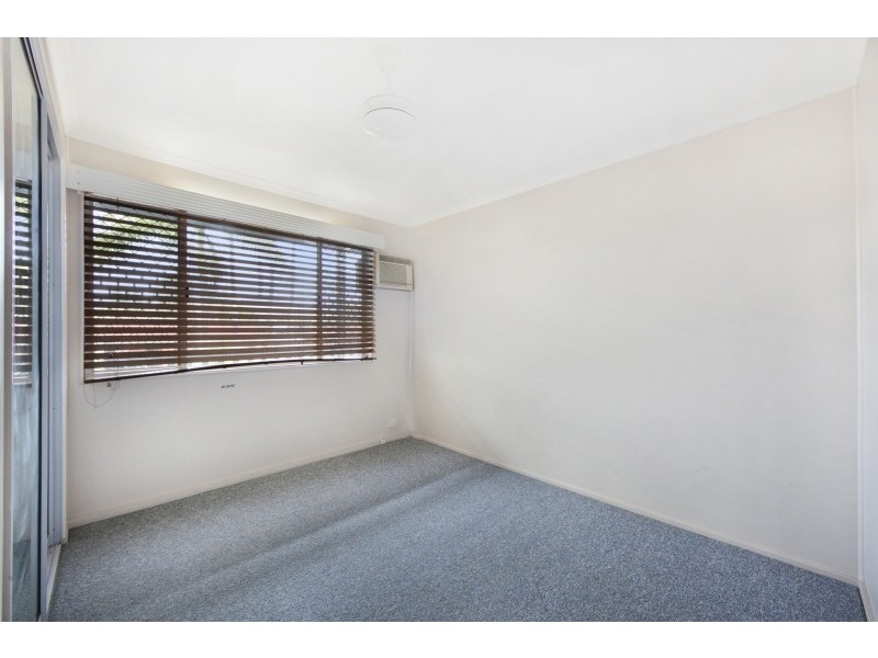 2 Bokirana Crescent, Kirwan QLD 4817