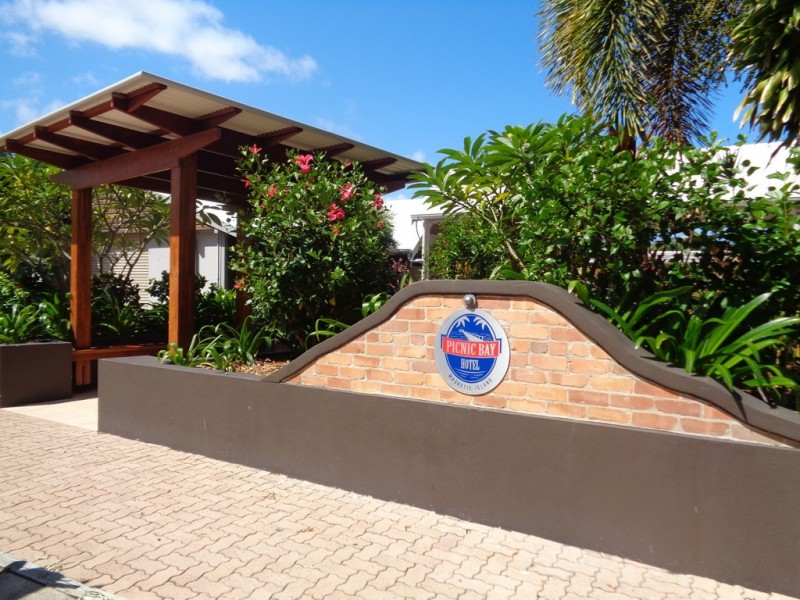 39 Picnic Street, Picnic Bay QLD 4819