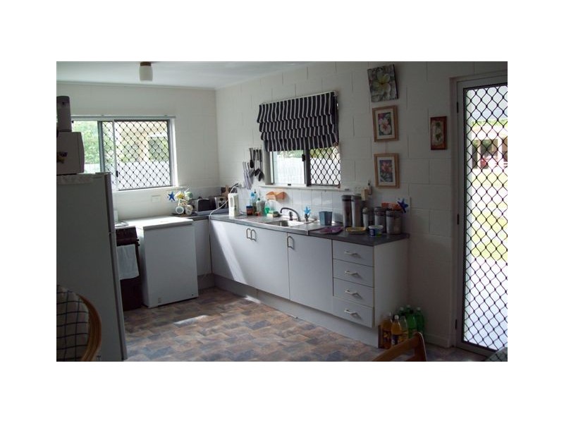 12 Sextant Drive, Nelly Bay QLD 4819