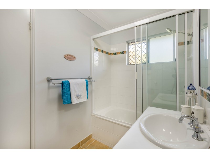 7 Madelaine Drive, Balgal Beach QLD 4816