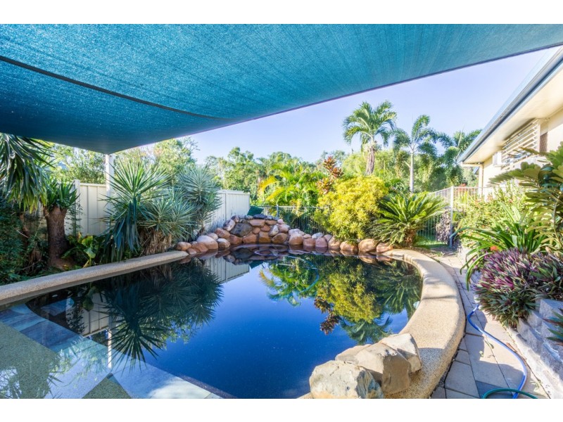 7 Madelaine Drive, Balgal Beach QLD 4816