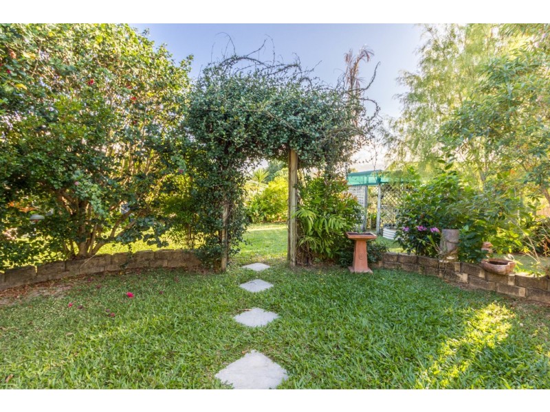 7 Madelaine Drive, Balgal Beach QLD 4816