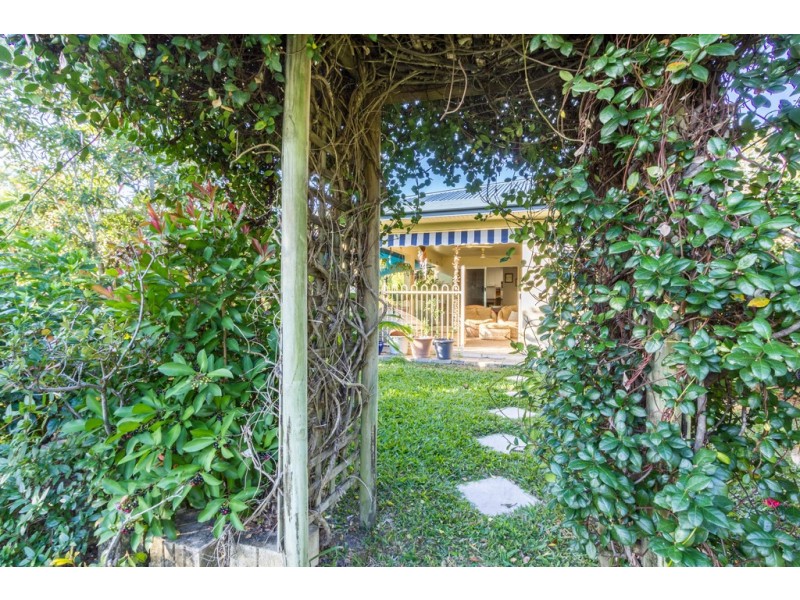 7 Madelaine Drive, Balgal Beach QLD 4816