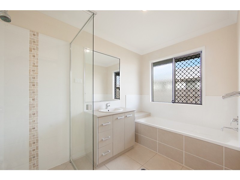 4 Corymbia Avenue, Bohle Plains QLD 4817