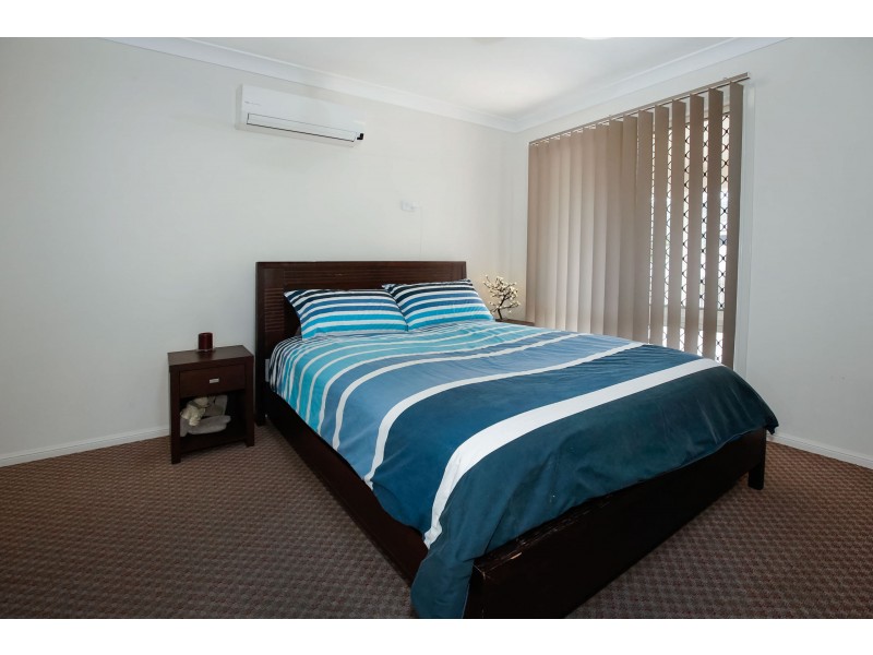 18 Tuffley Street, West End QLD 4810