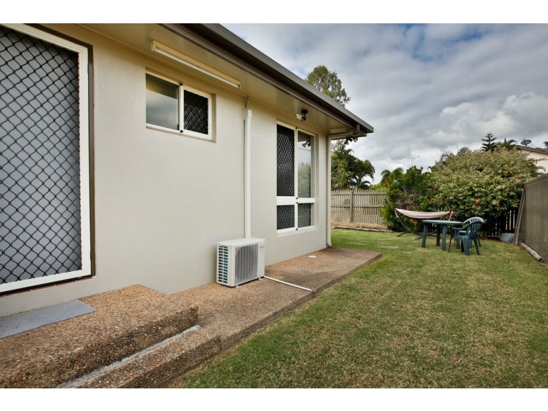 18 Tuffley Street, West End QLD 4810