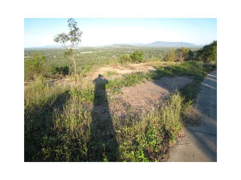 13/20 Mt Kulburn Drive, Jensen QLD 4818