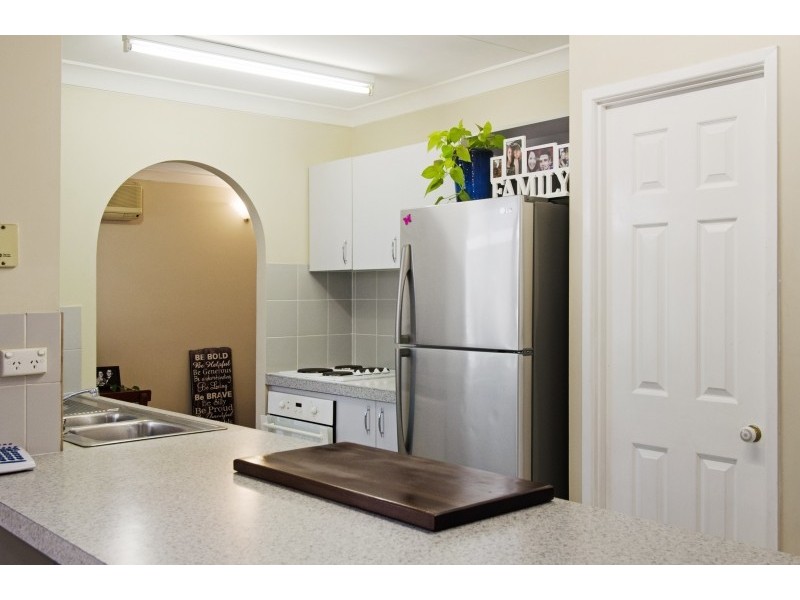 8 Hamish Avenue, Rasmussen QLD 4815