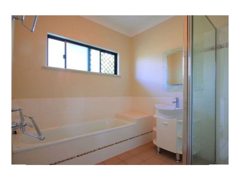 3 Augusta Drive, Balgal Beach QLD 4816