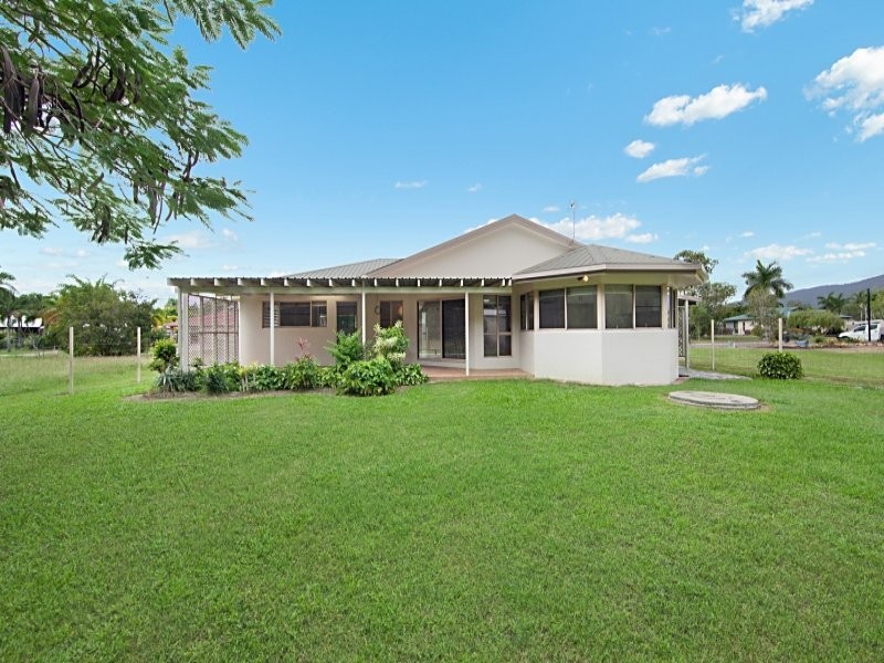 13 Augusta Drive, Balgal Beach QLD 4816