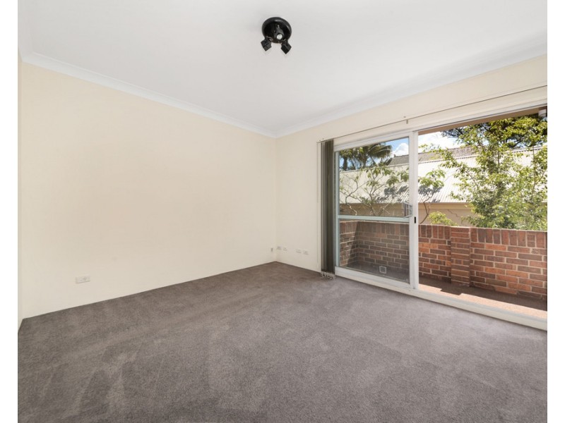 15/211 Old South Head Road, Bondi NSW 2026