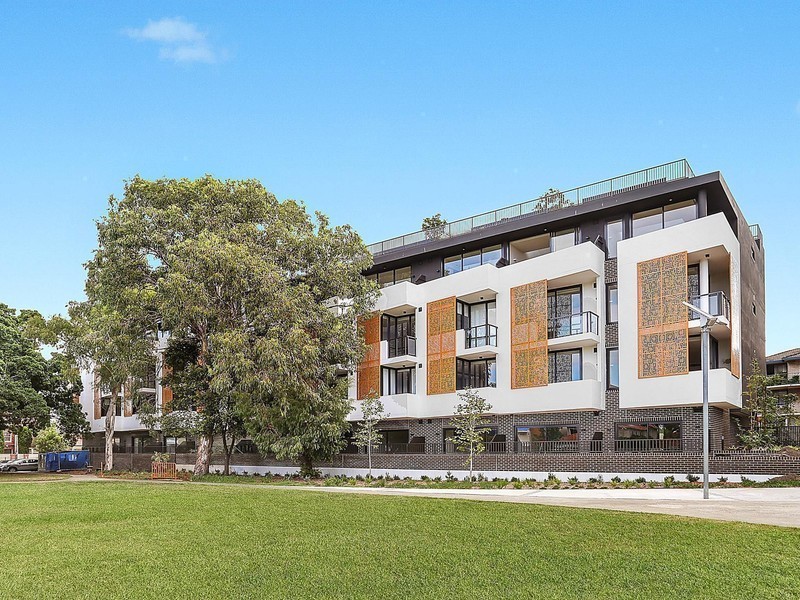 2 and 3/2-6 Goodwood St, Kensington NSW 2033