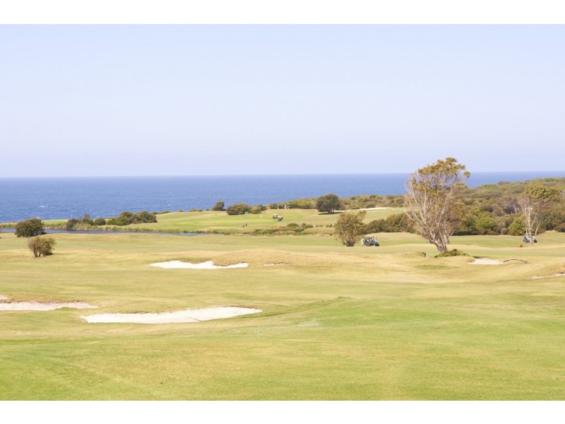 4/18 New Orleans Crescent, Maroubra NSW 2035