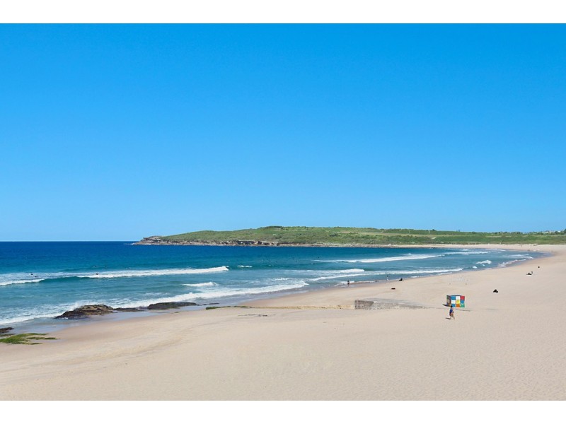 2/18 New Orleans Crescent, Maroubra NSW 2035