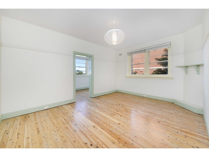 2/22 Moore Street, Bondi NSW 2026