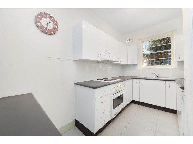2/22 Moore Street, Bondi NSW 2026