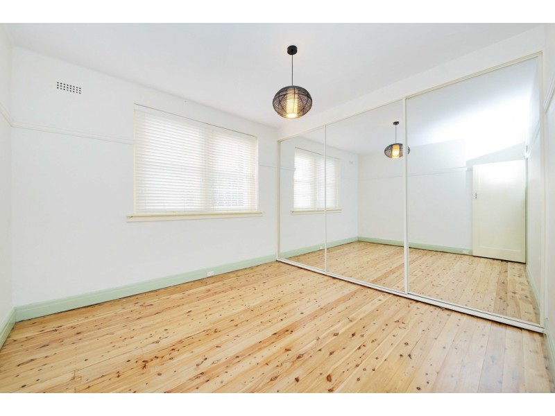2/22 Moore Street, Bondi NSW 2026