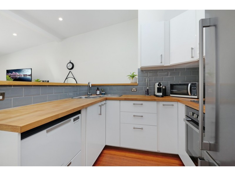 8 Tunbridge Street, Mascot NSW 2020