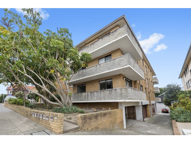 2/20 Glen Street, Bondi NSW 2026