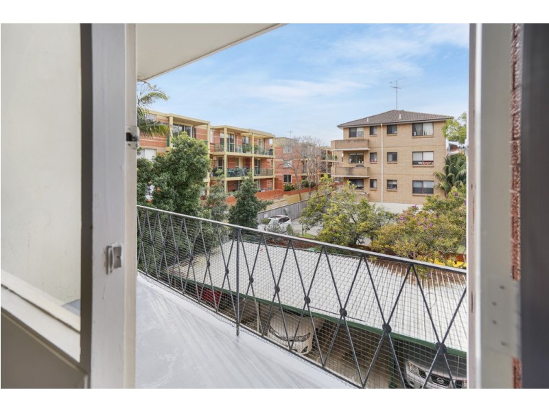 15/11A Byron Street, Coogee NSW 2034