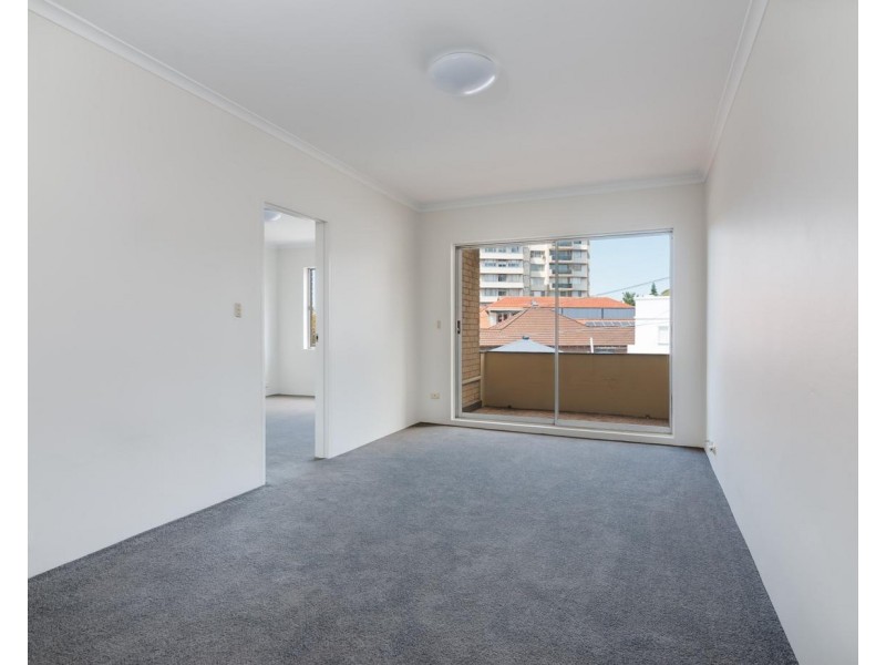 2/6-8 Waverley Crescent, Bondi Junction NSW 2022