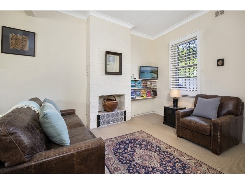50 Thorne Street, Edgecliff NSW 2027 Ray White Bondi Junction Sold