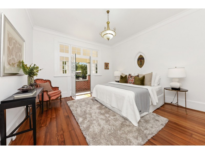 64 Lenthall Street, Kensington NSW 2033