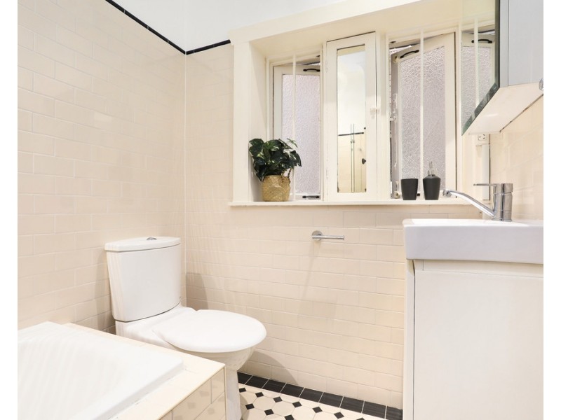 2/12 Figtree Avenue, Randwick NSW 2031