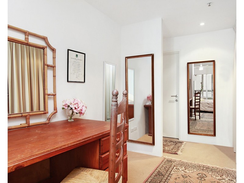 E213 / 310-330 Oxford Street, Bondi Junction NSW 2022