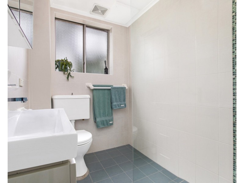 2/16 Grace Campbell Crescent, Hillsdale NSW 2036