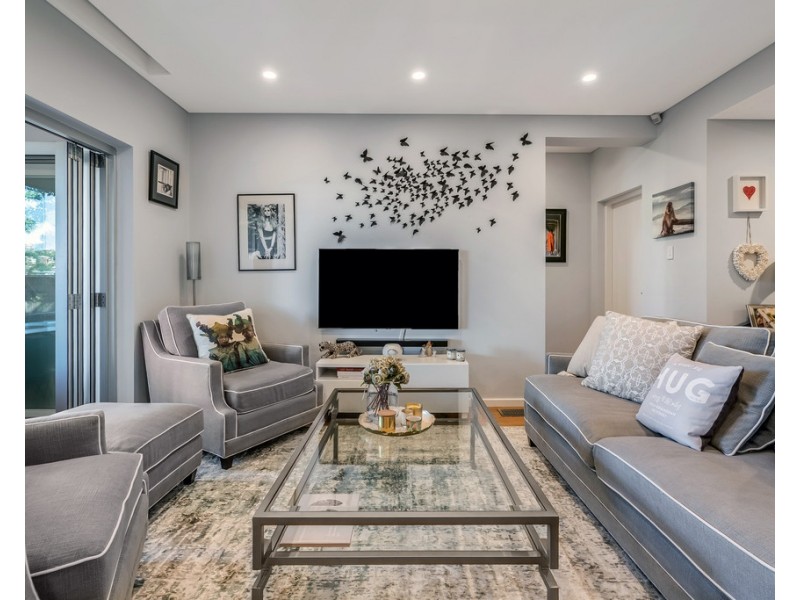 3/2 Gladswood Gardens, Double Bay NSW 2028