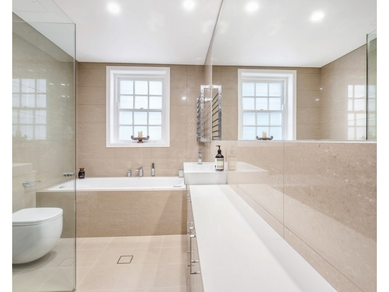 3/2 Gladswood Gardens, Double Bay NSW 2028