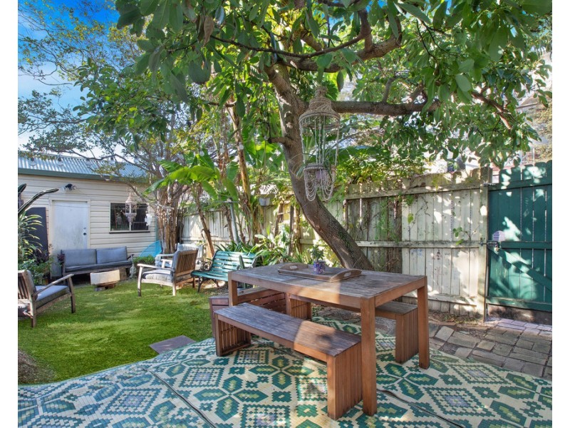 1 Castlefield Street, Bondi NSW 2026