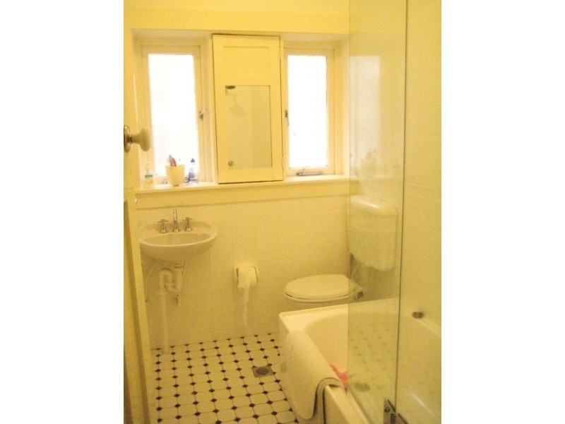 2/36 Botany Street, Bondi Junction NSW 2022