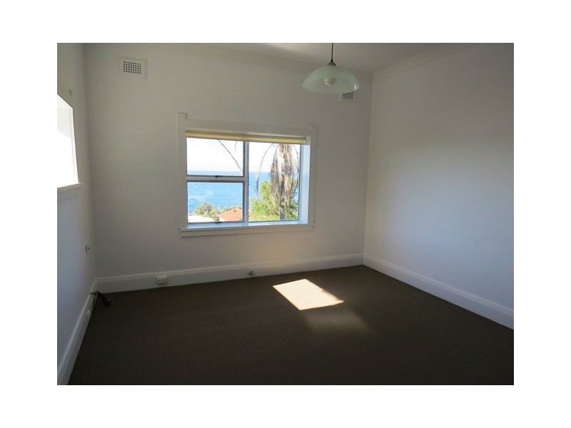 2/11 Dundas Street, Coogee NSW 2034