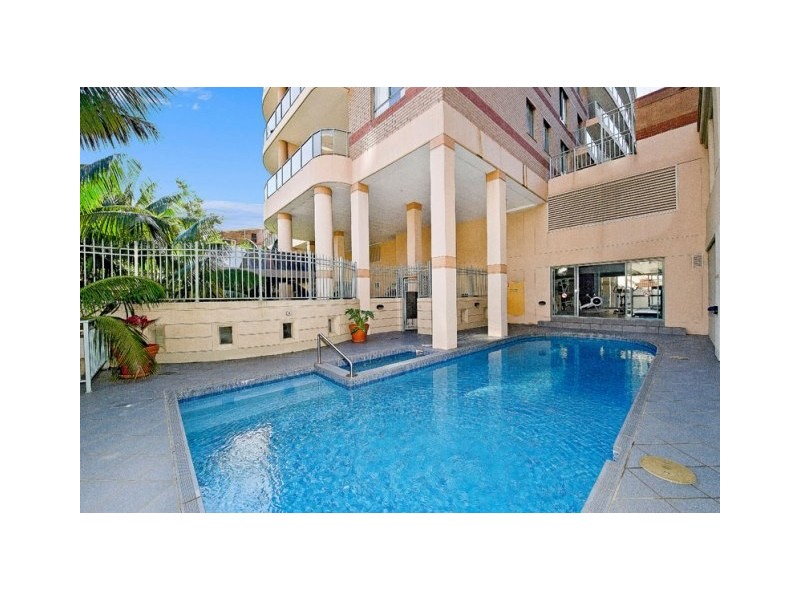 2A/8 Spring Street, Bondi Junction NSW 2022