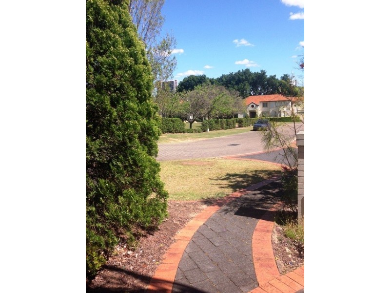 19 The Serpentine, Kensington NSW 2033