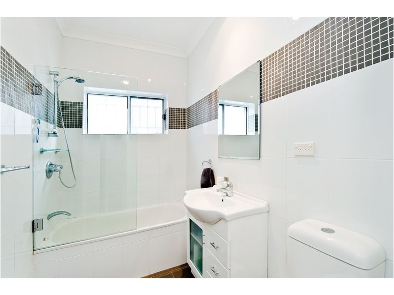 51 Hughes Avenue, Mascot NSW 2020