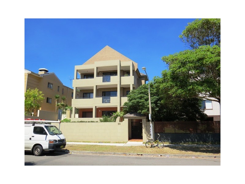 2/66 Beach Road, Bondi NSW 2026
