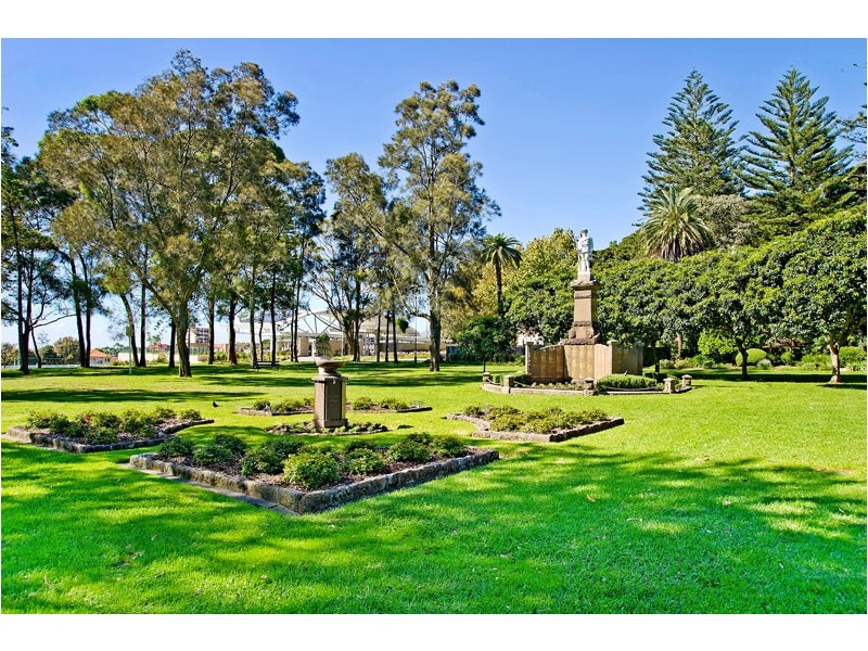 1/10 Ocean Street Nth, Bondi NSW 2026