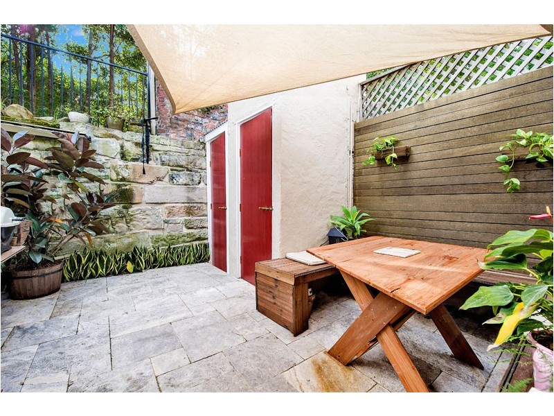 37 Foss St, Forest Lodge NSW 2037