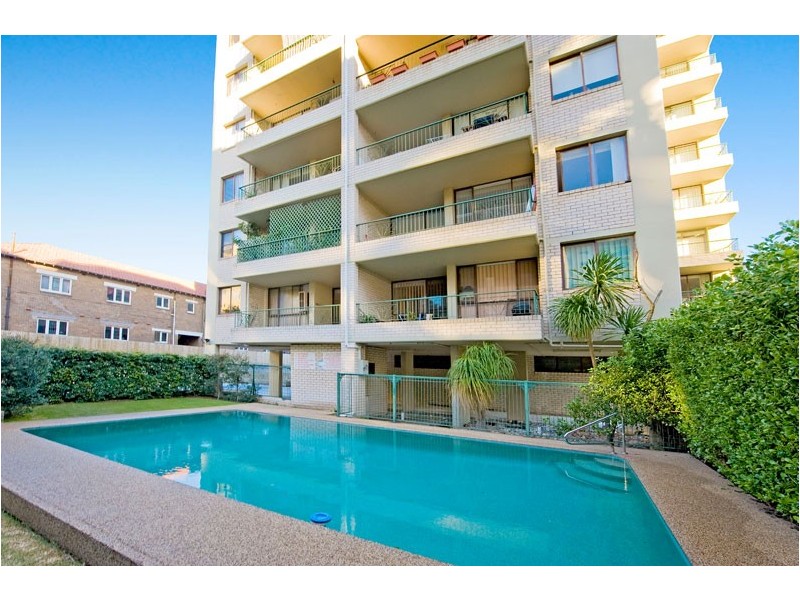 24/10 Llandaff St, Bondi Junction NSW 2022
