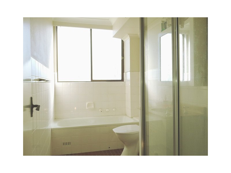 24/10 Llandaff St, Bondi Junction NSW 2022