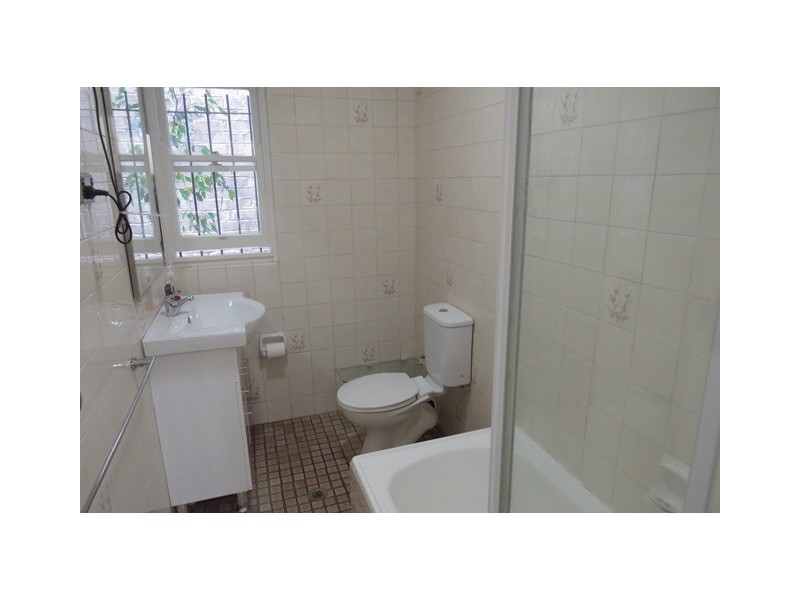 1/1A Moore Park Road, Centennial Park NSW 2021