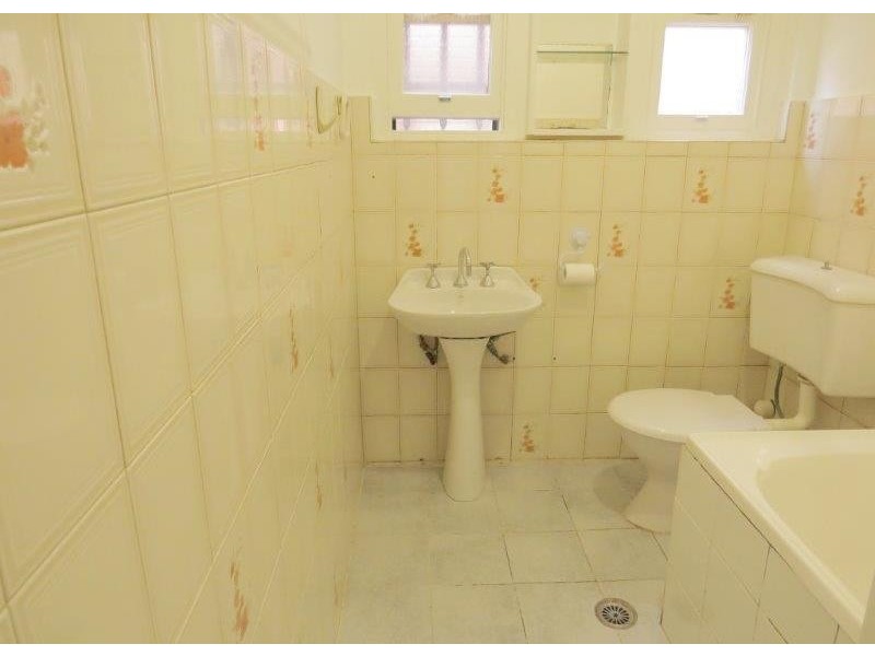 2/16 Henry Street, Queens Park NSW 2022