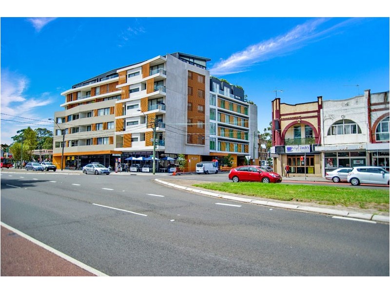 126 Anzac Pde, Kensington NSW 2033